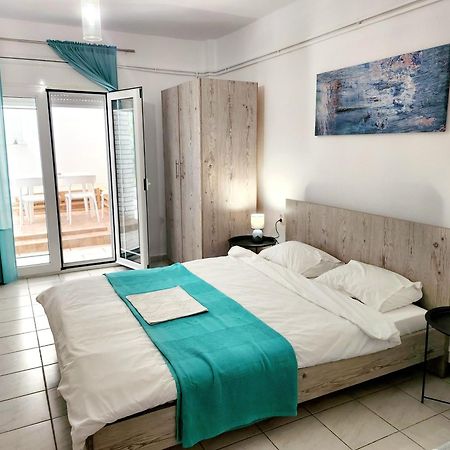La Familia Apartments Olympiakí Aktí Dış mekan fotoğraf