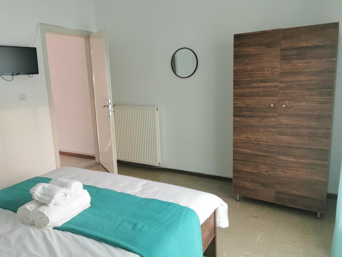 La Familia Apartments Olympiakí Aktí Dış mekan fotoğraf