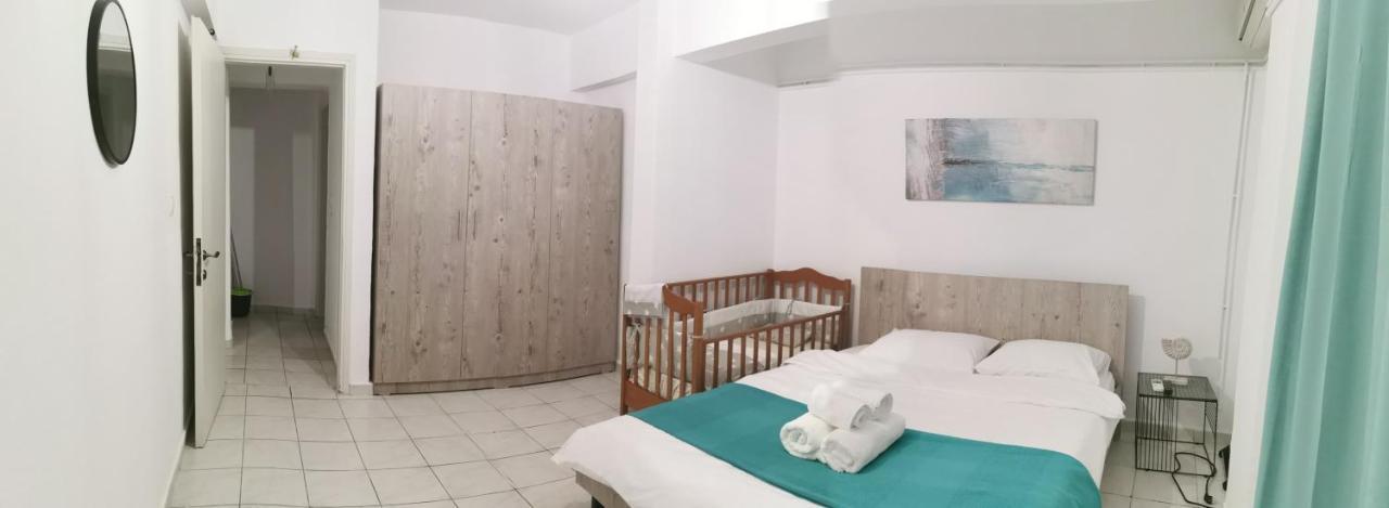 La Familia Apartments Olympiakí Aktí Dış mekan fotoğraf