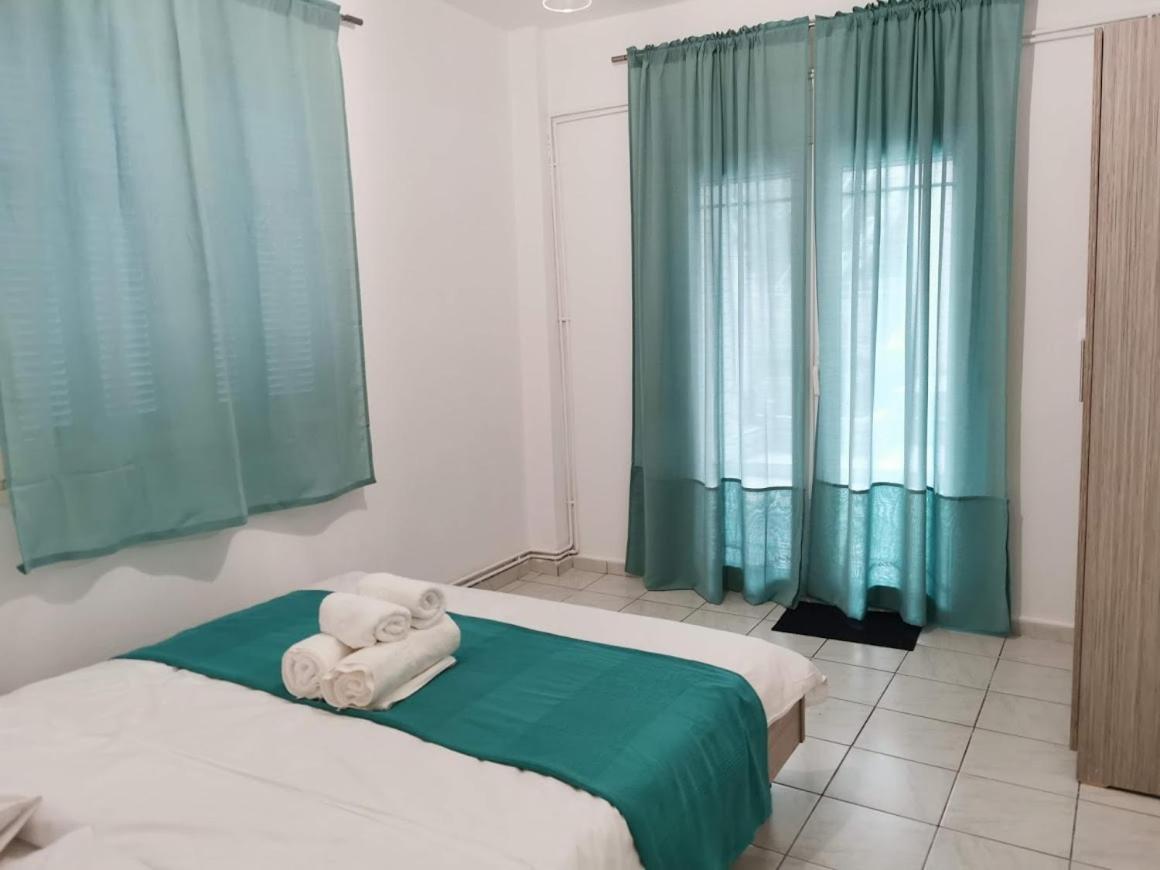 La Familia Apartments Olympiakí Aktí Dış mekan fotoğraf