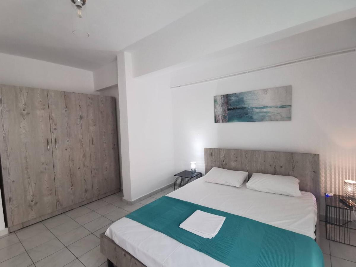La Familia Apartments Olympiakí Aktí Dış mekan fotoğraf
