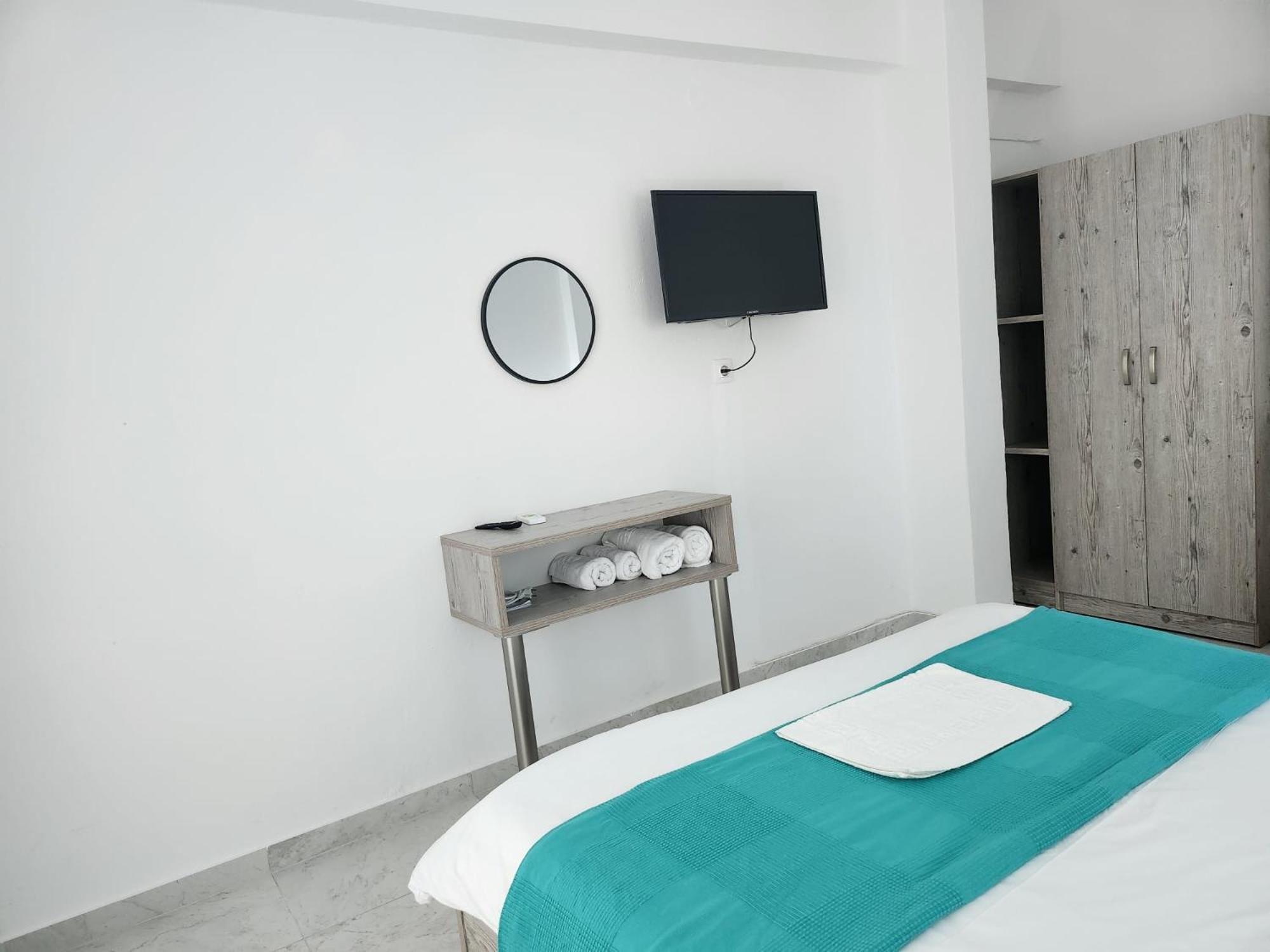 La Familia Apartments Olympiakí Aktí Dış mekan fotoğraf