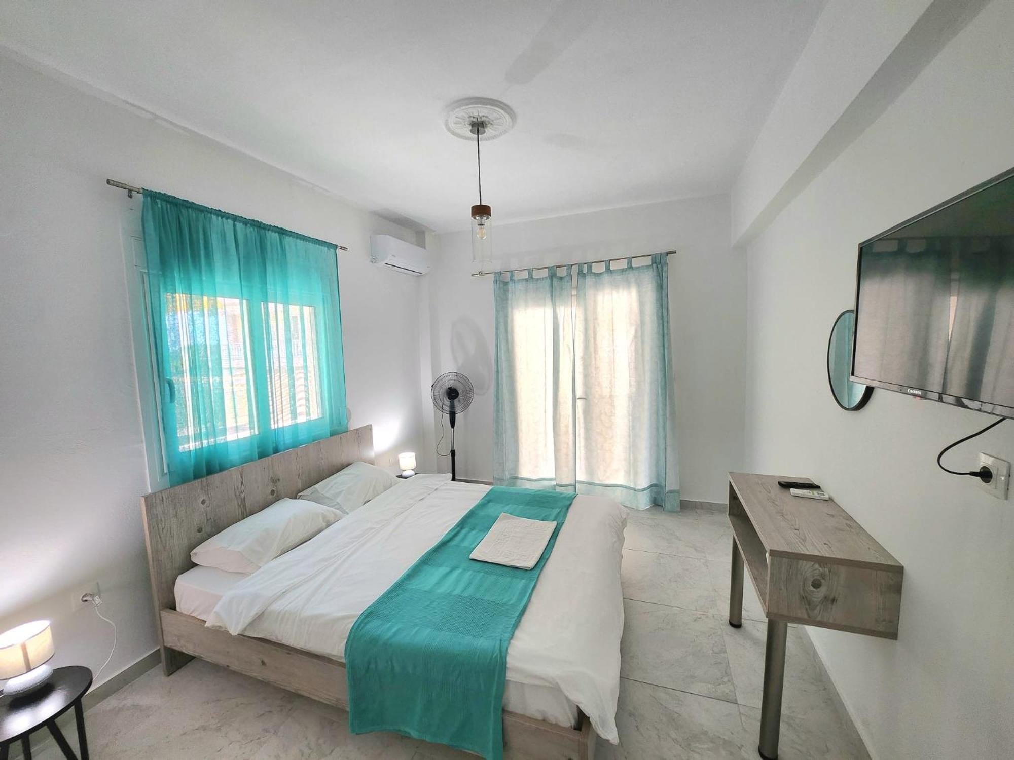 La Familia Apartments Olympiakí Aktí Dış mekan fotoğraf